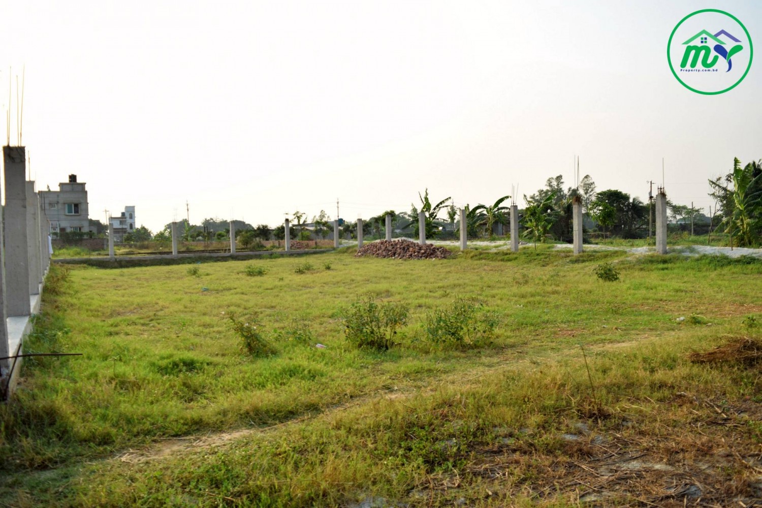 ঢাকার প্রাণ বিন্দু মোহাম্মদপুর এর আটি বাজারে এ ৫ কাঠার রেডি প্লট এখনি বাড়ি করার উপযোগী।